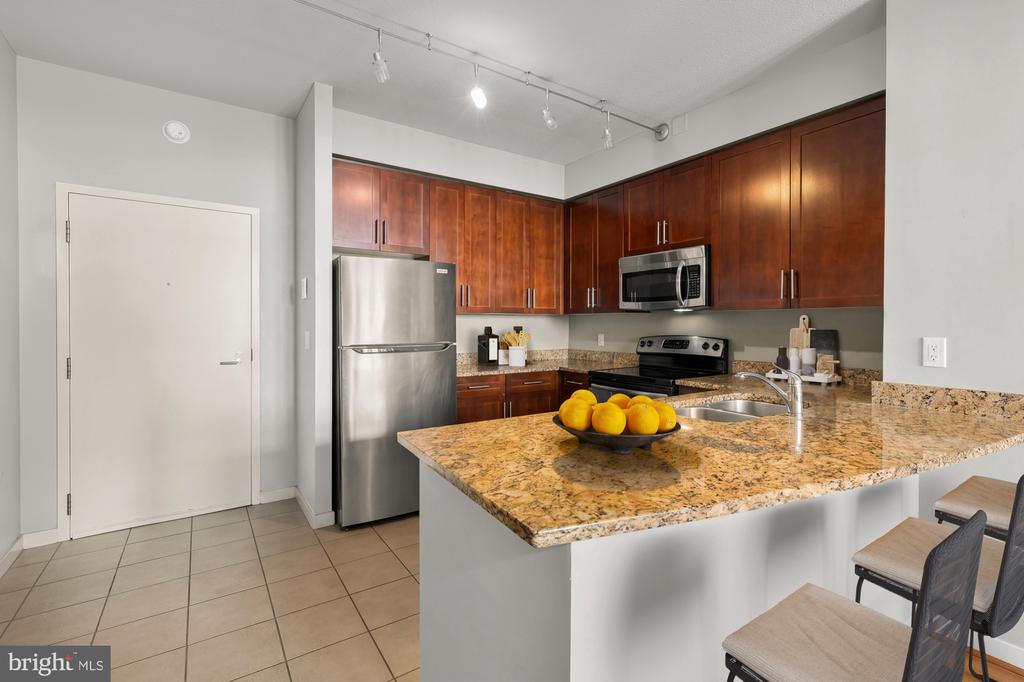 437 NEW YORK AVENUE NW Unit: 903
