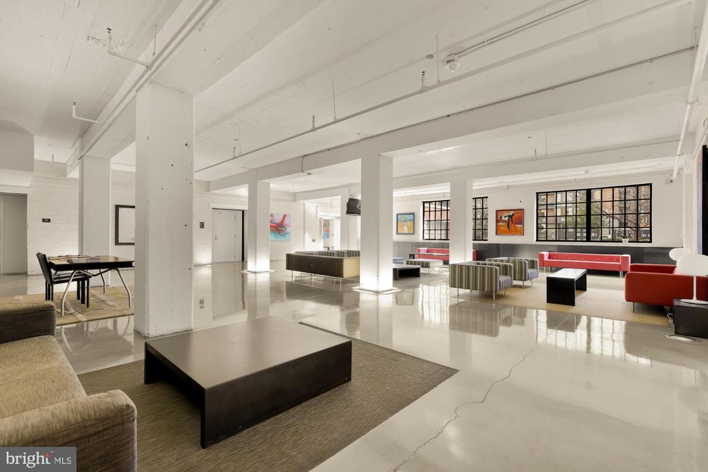 437 NEW YORK AVENUE NW Unit: 903