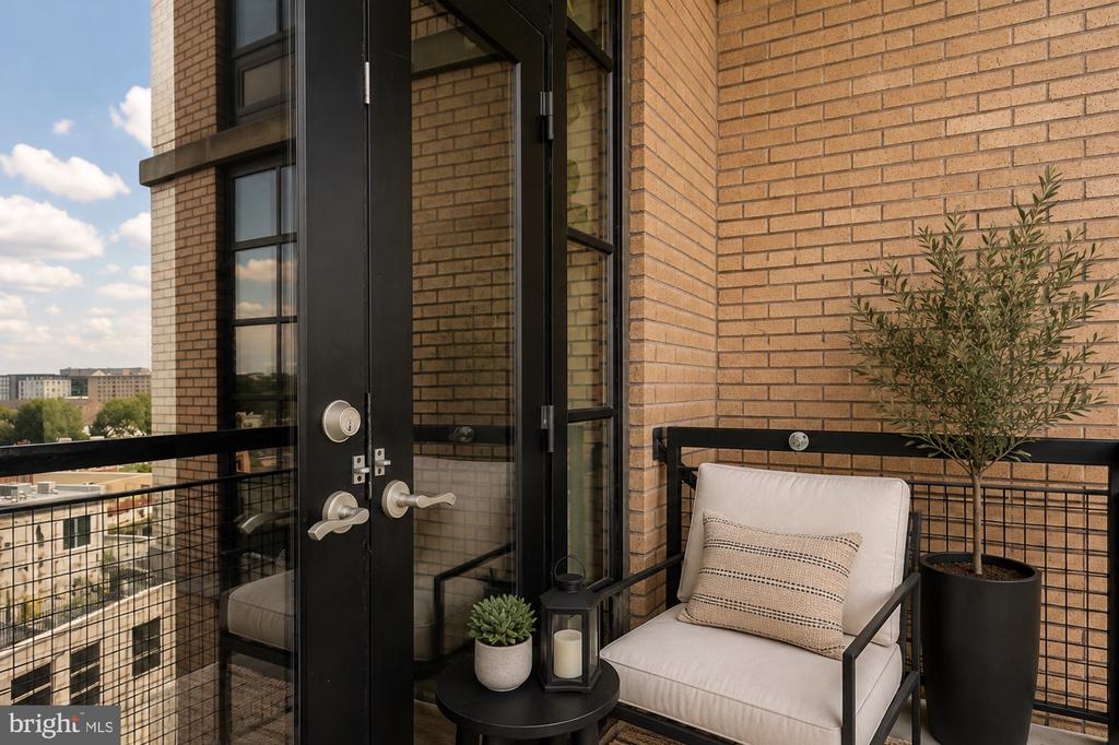 437 NEW YORK AVENUE NW Unit: 903