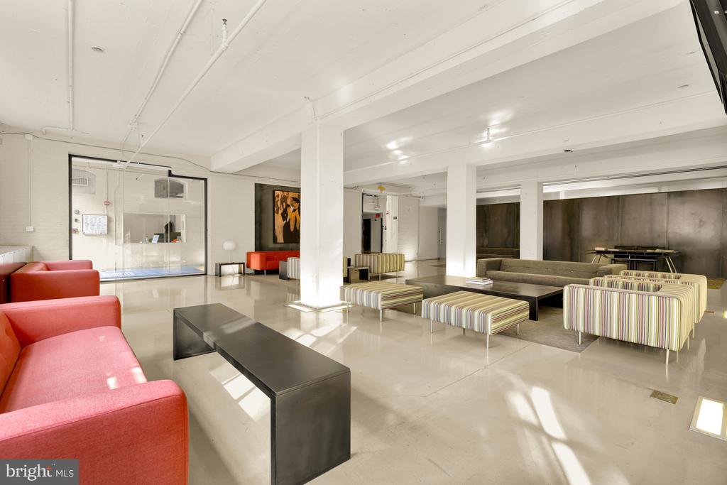 437 NEW YORK AVENUE NW Unit: 903