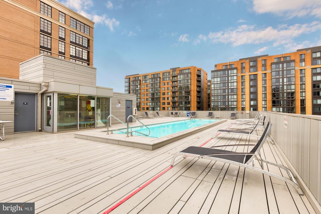 437 NEW YORK AVENUE NW Unit: 903