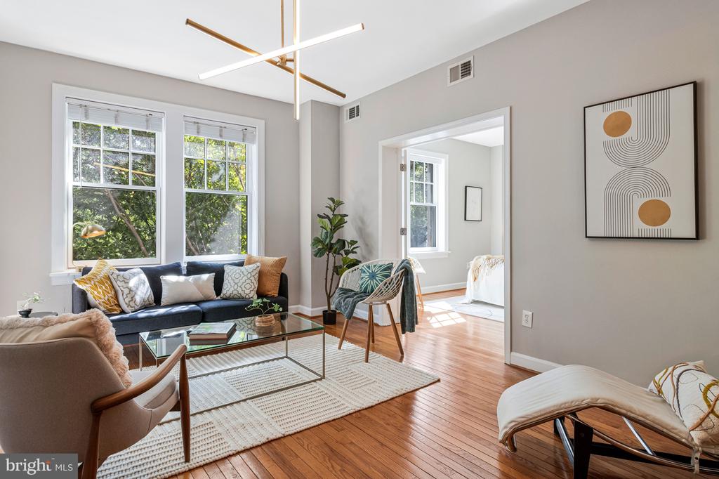 1724 17TH STREET NW Unit: 21