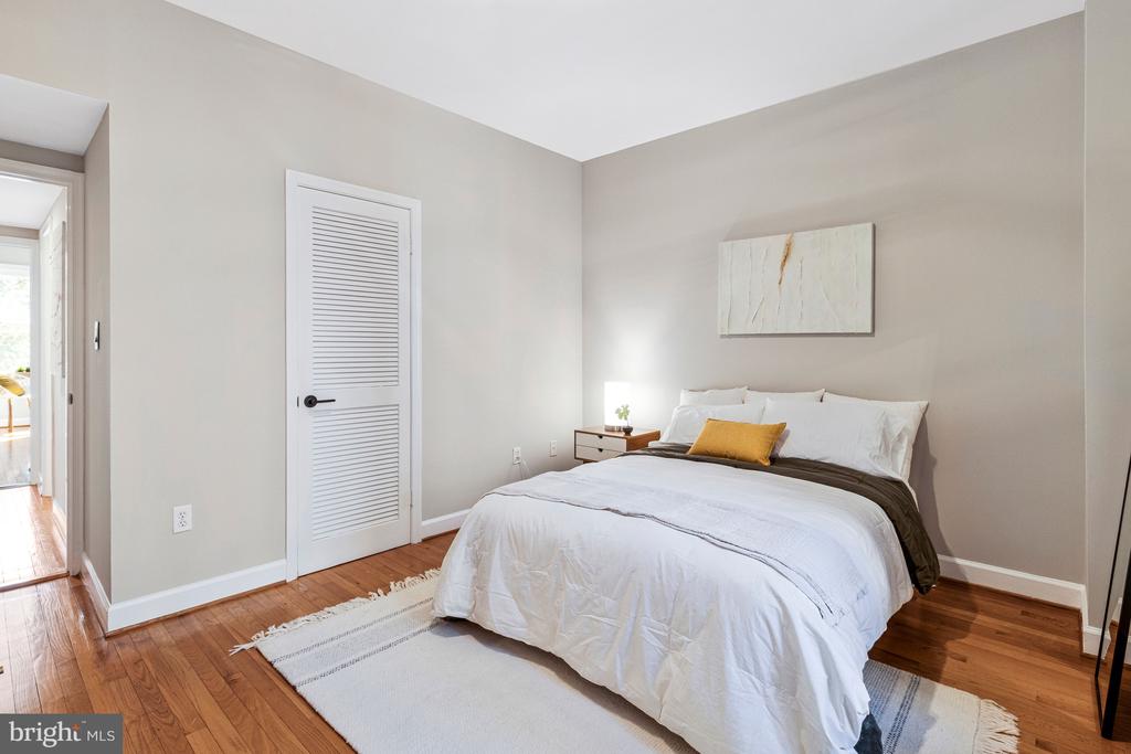 1724 17TH STREET NW Unit: 21
