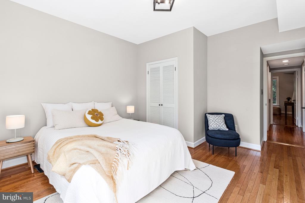 1724 17TH STREET NW Unit: 21