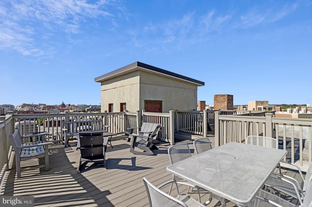 1724 17TH STREET NW Unit: 21