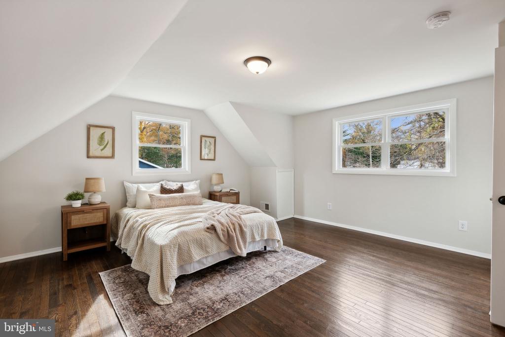 1311 Old Mountain Rd
