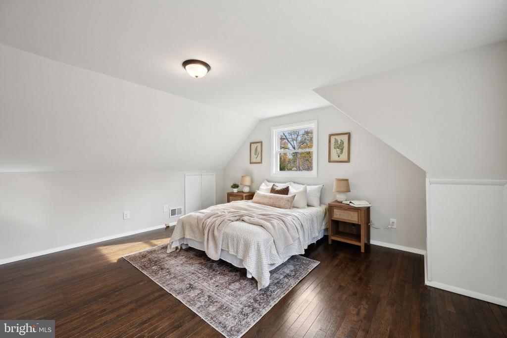 1311 Old Mountain Rd
