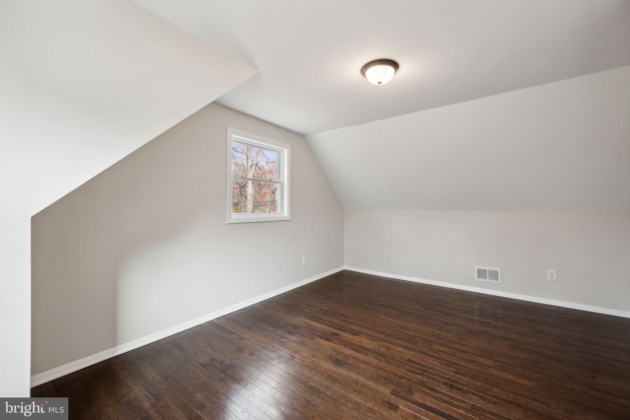 1311 Old Mountain Rd
