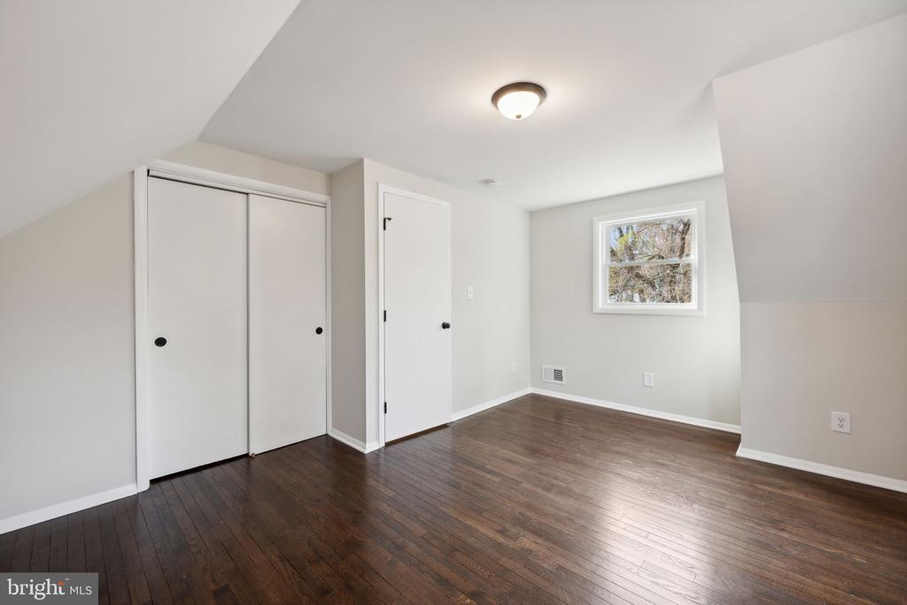 1311 Old Mountain Rd