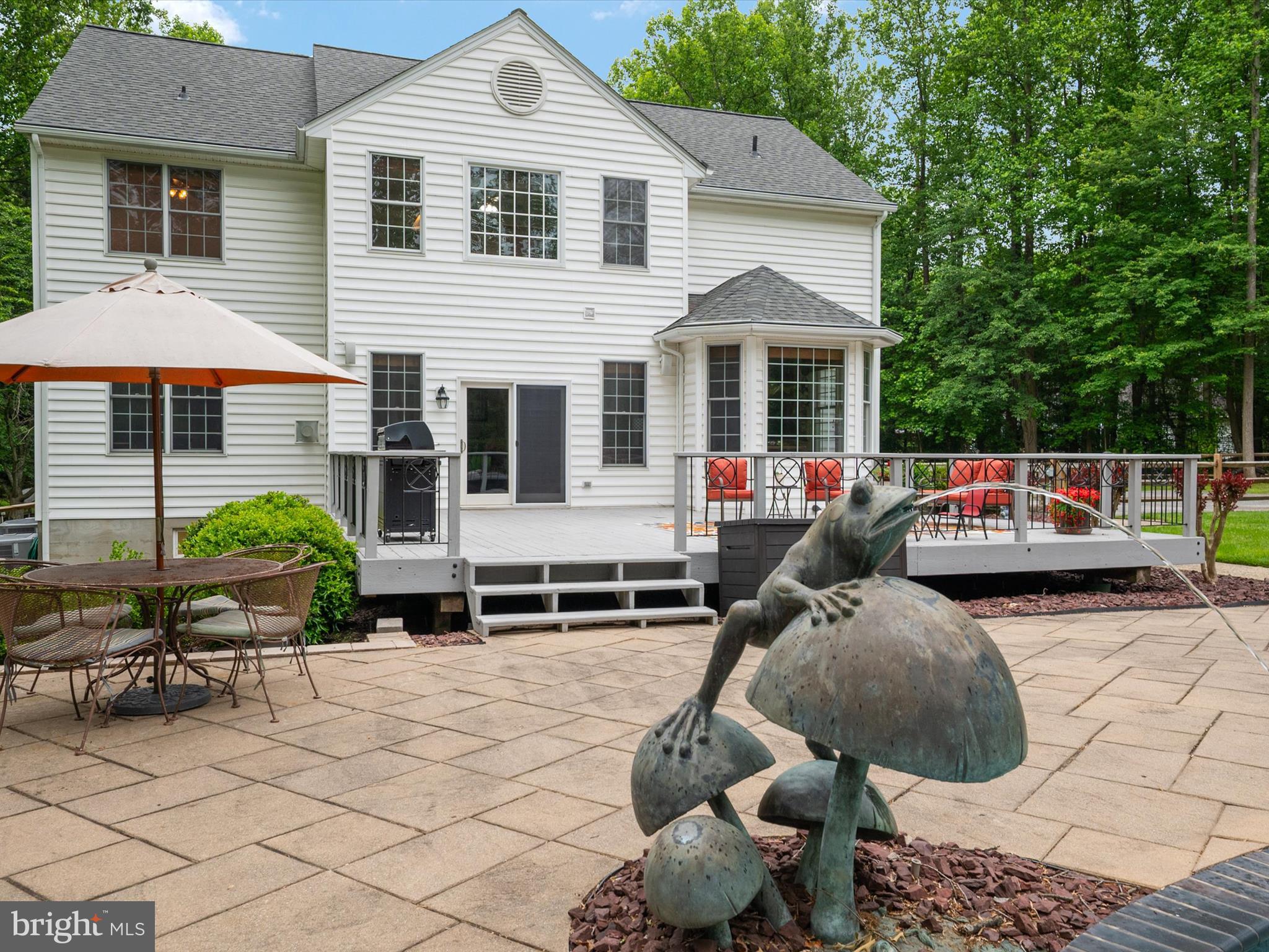 931 HEATHERFIELD LANE