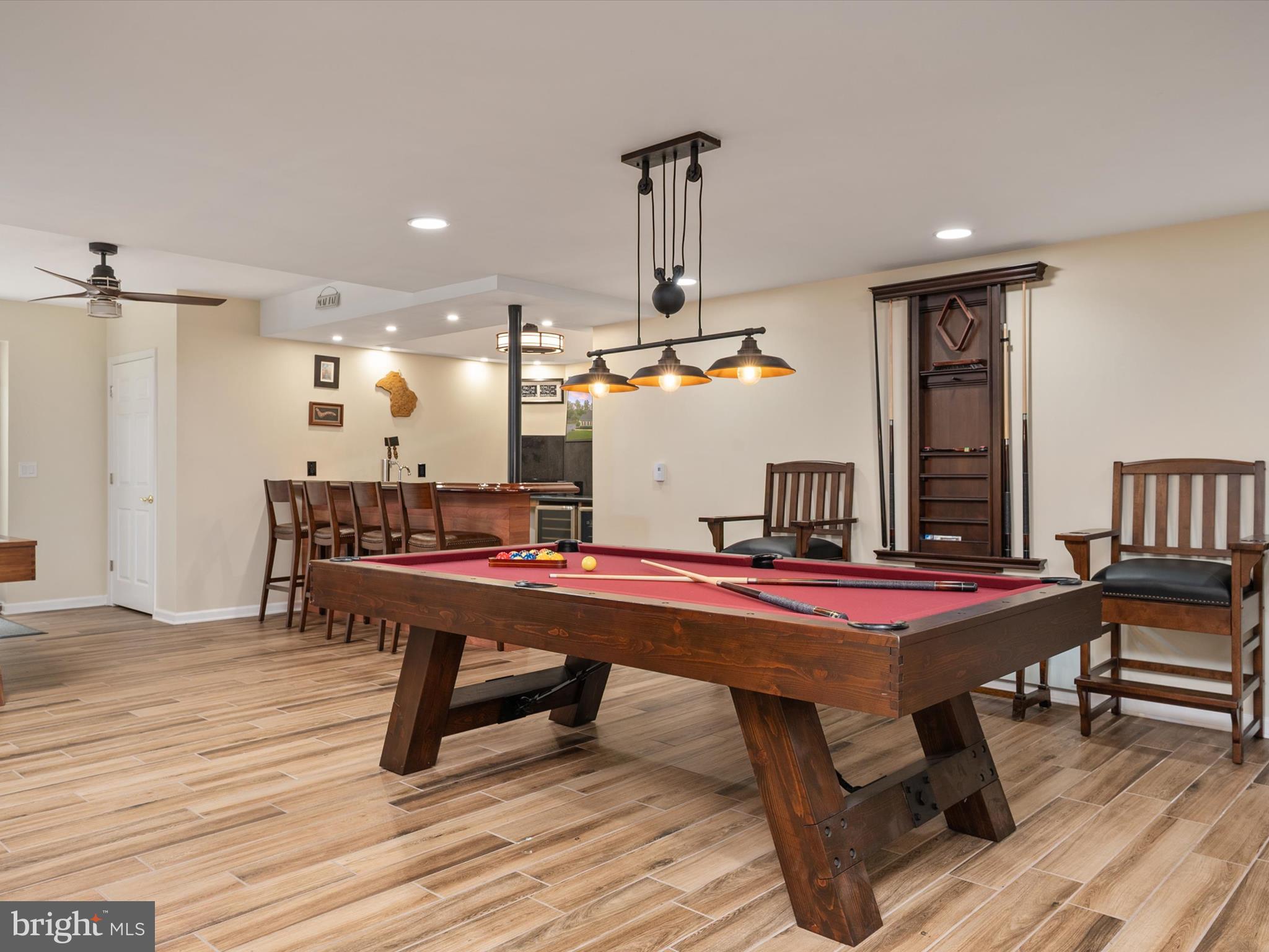 931 HEATHERFIELD LANE