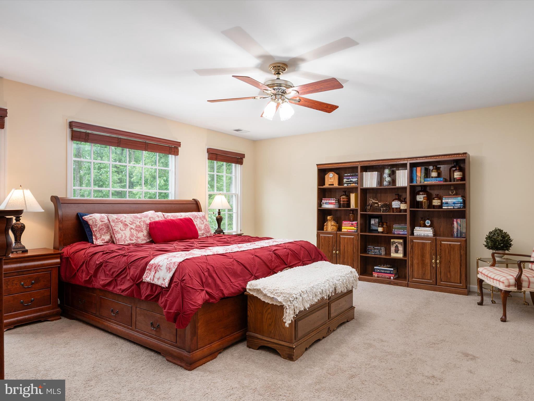 931 HEATHERFIELD LANE