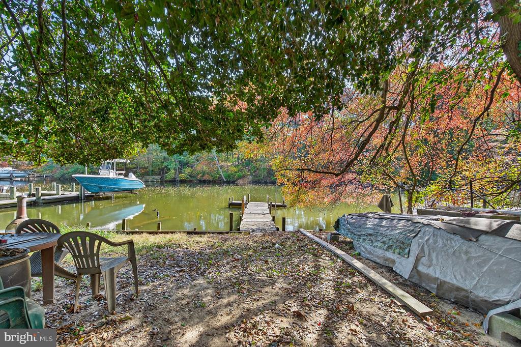 8198 FOREST GLEN DRIVE