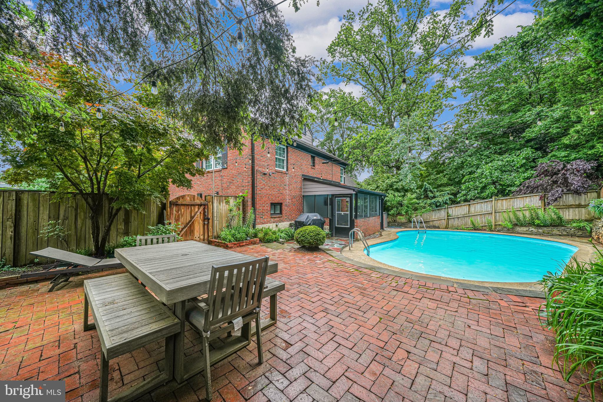 600 Saint Andrews Ln