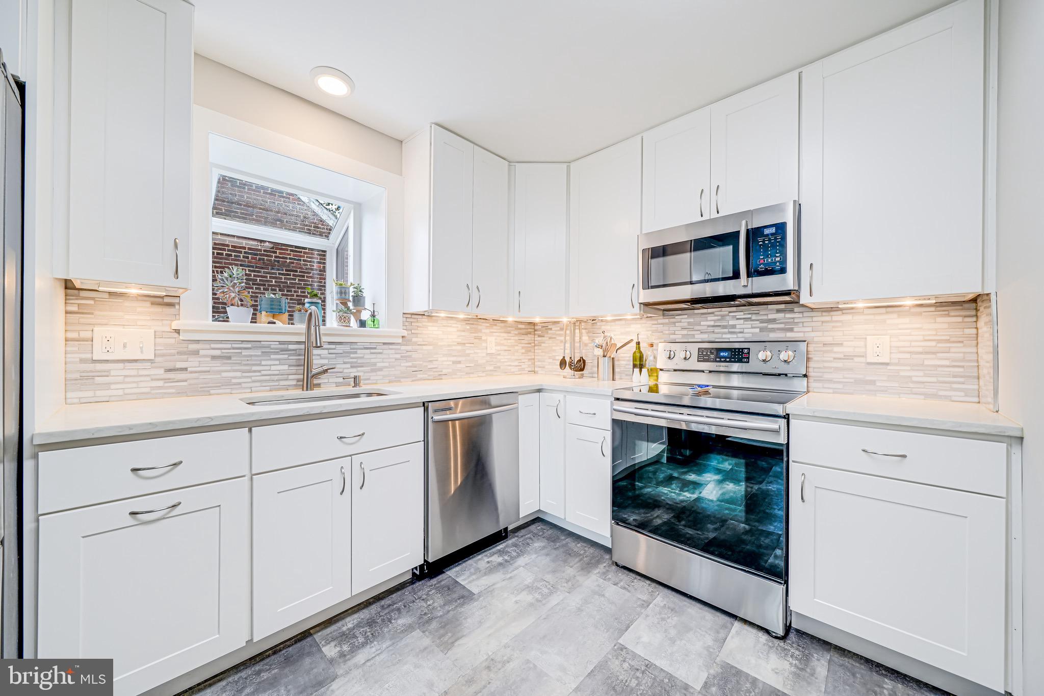 600 Saint Andrews Ln