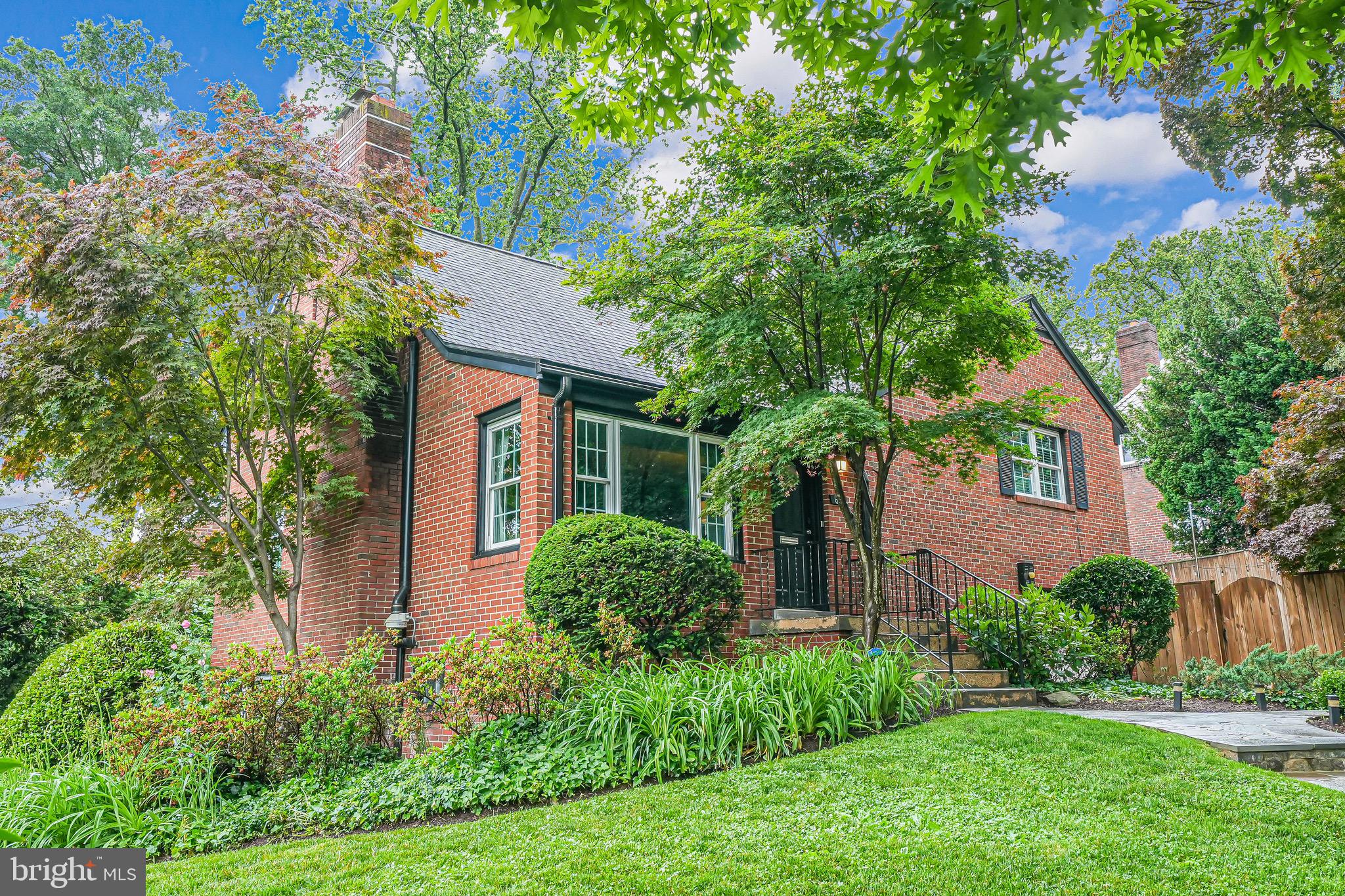 600 Saint Andrews Ln