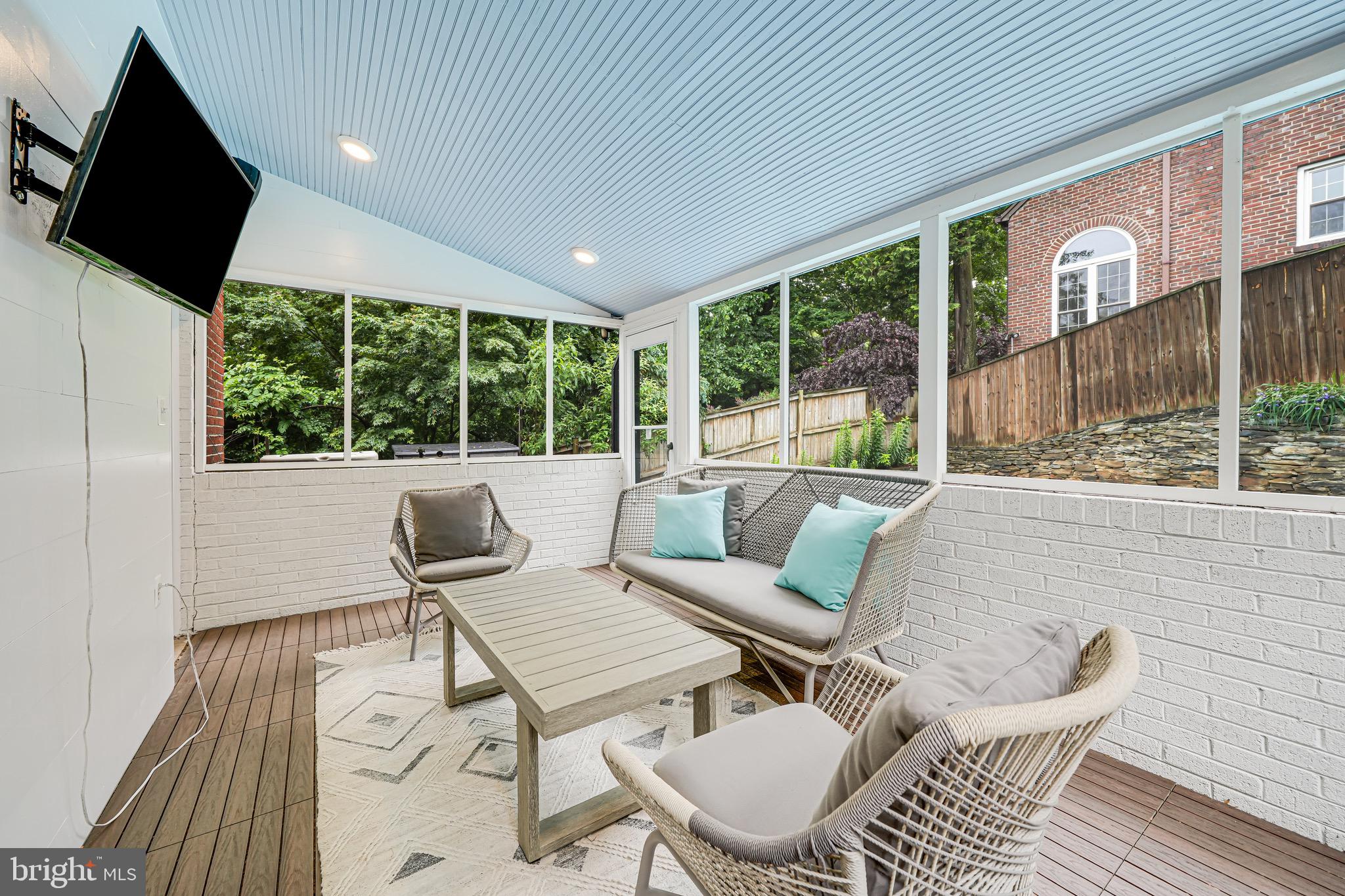 600 Saint Andrews Ln