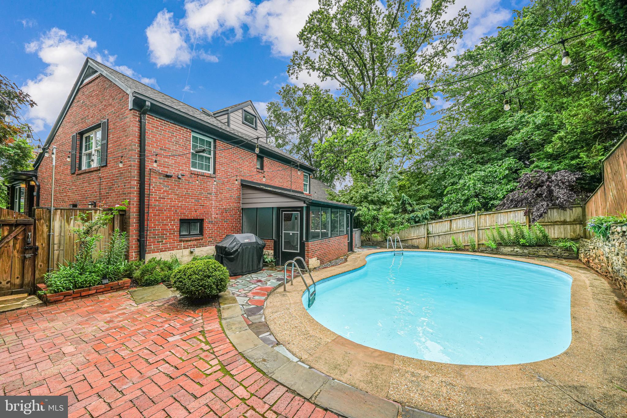 600 Saint Andrews Ln