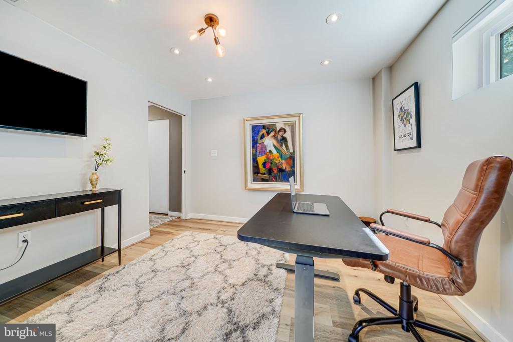 4836 7TH STREET S