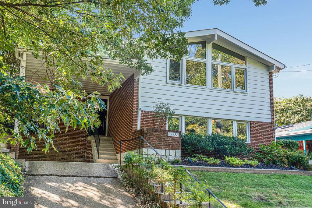 4836 7TH STREET S
