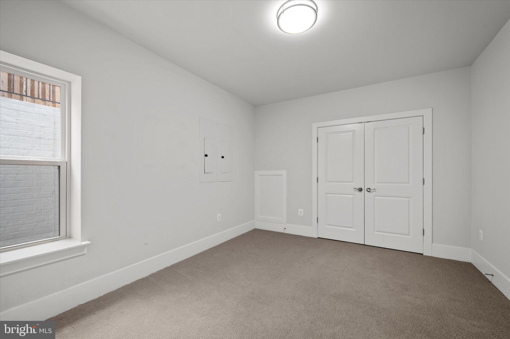 2727 N GEORGE MASON DRIVE