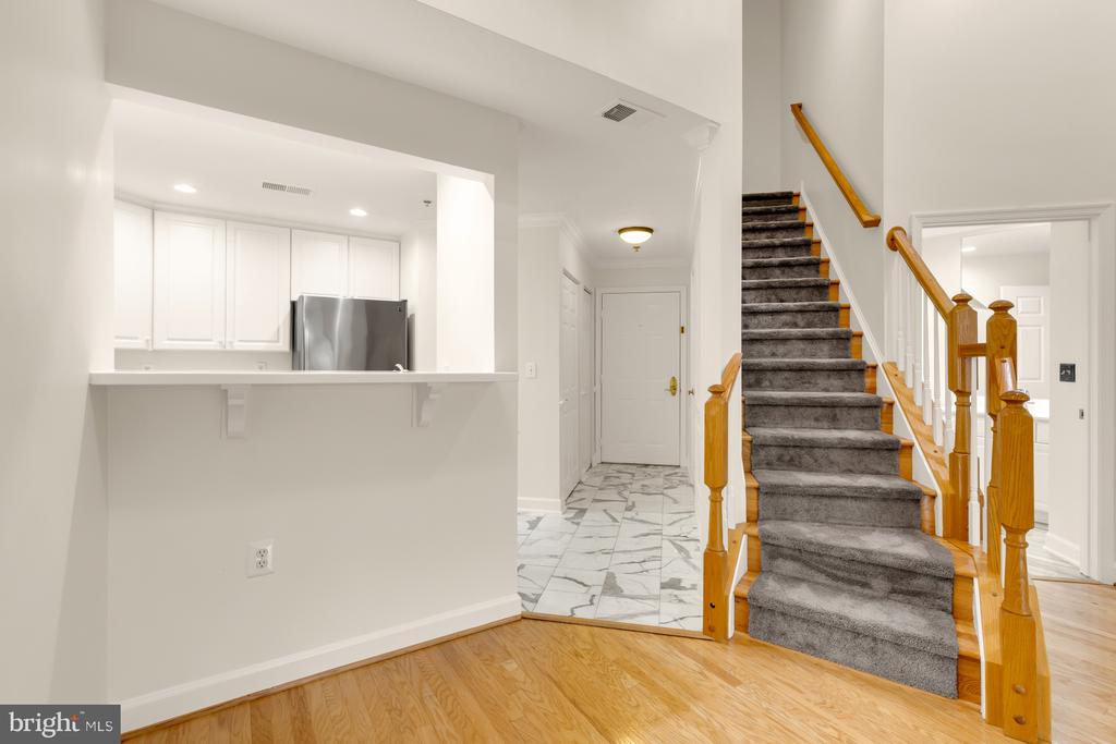 2330 14TH STREET N Unit: 407