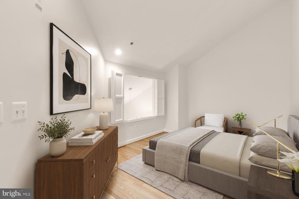 2330 14TH STREET N Unit: 407