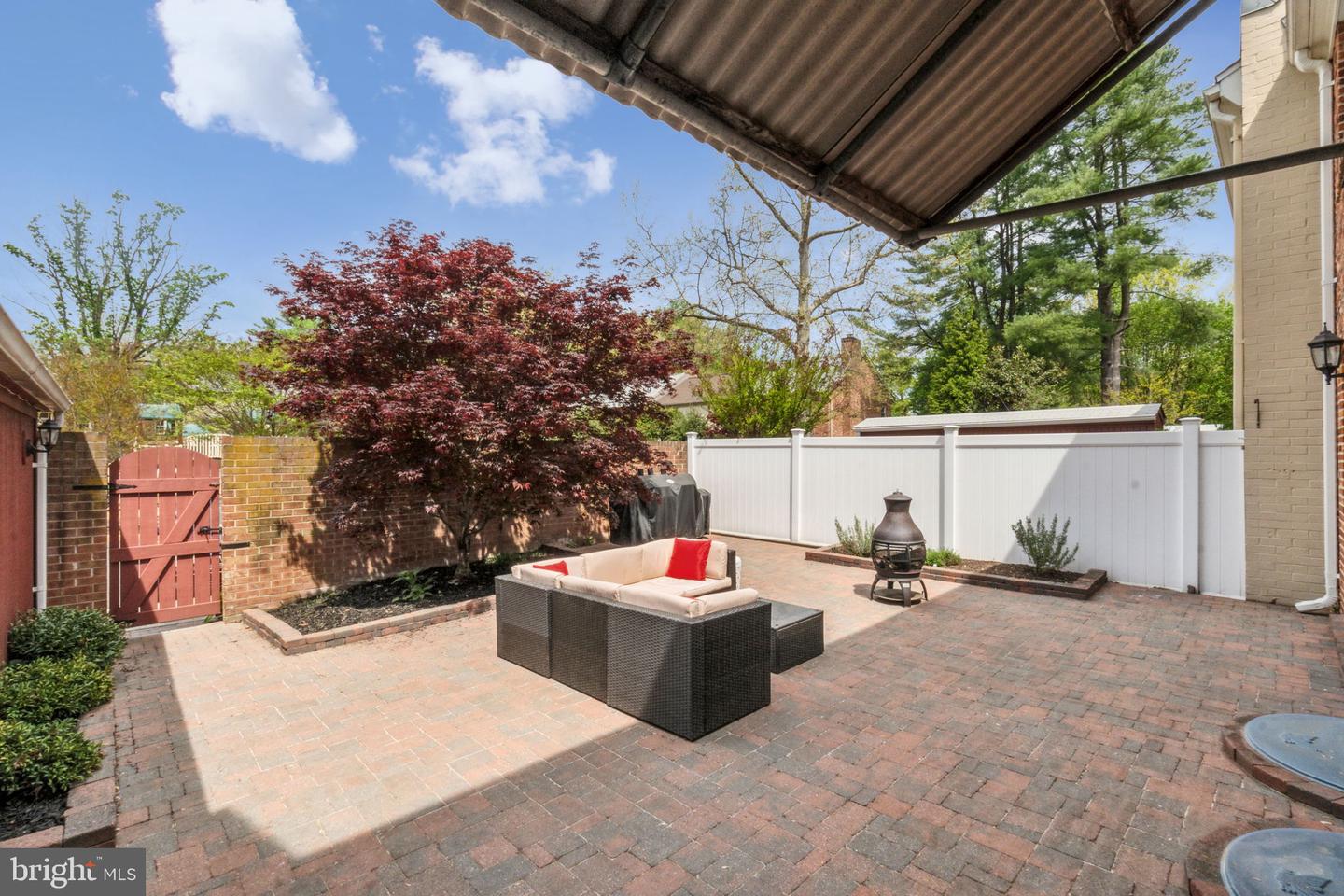 8248 Carrleigh Pkwy