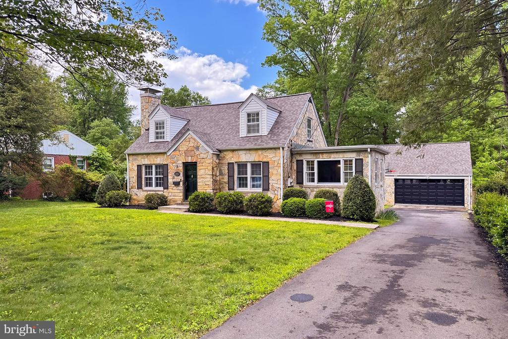 3064 Holmes Run Rd