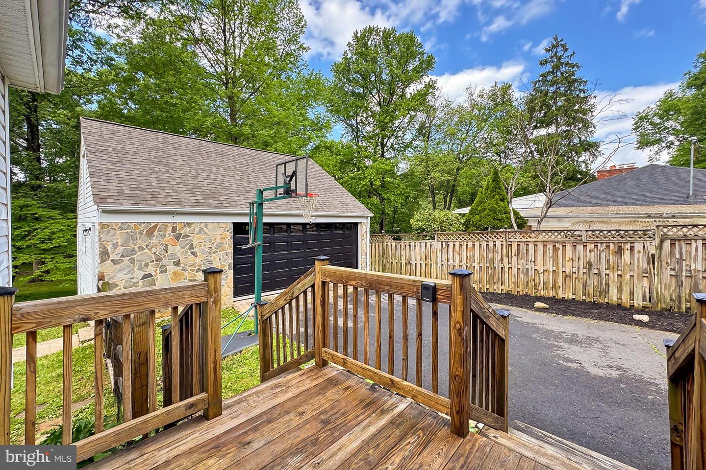 3064 Holmes Run Rd