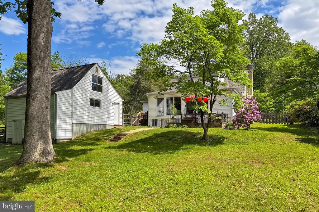 3064 Holmes Run Rd