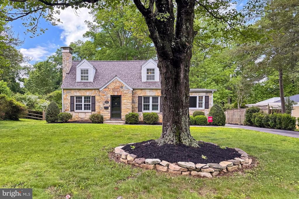 3064 Holmes Run Rd