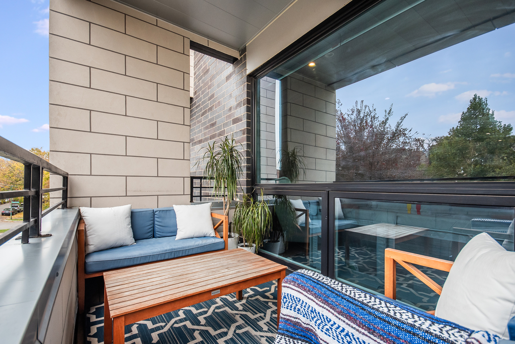 3224 W Palmer Street Unit: 2E