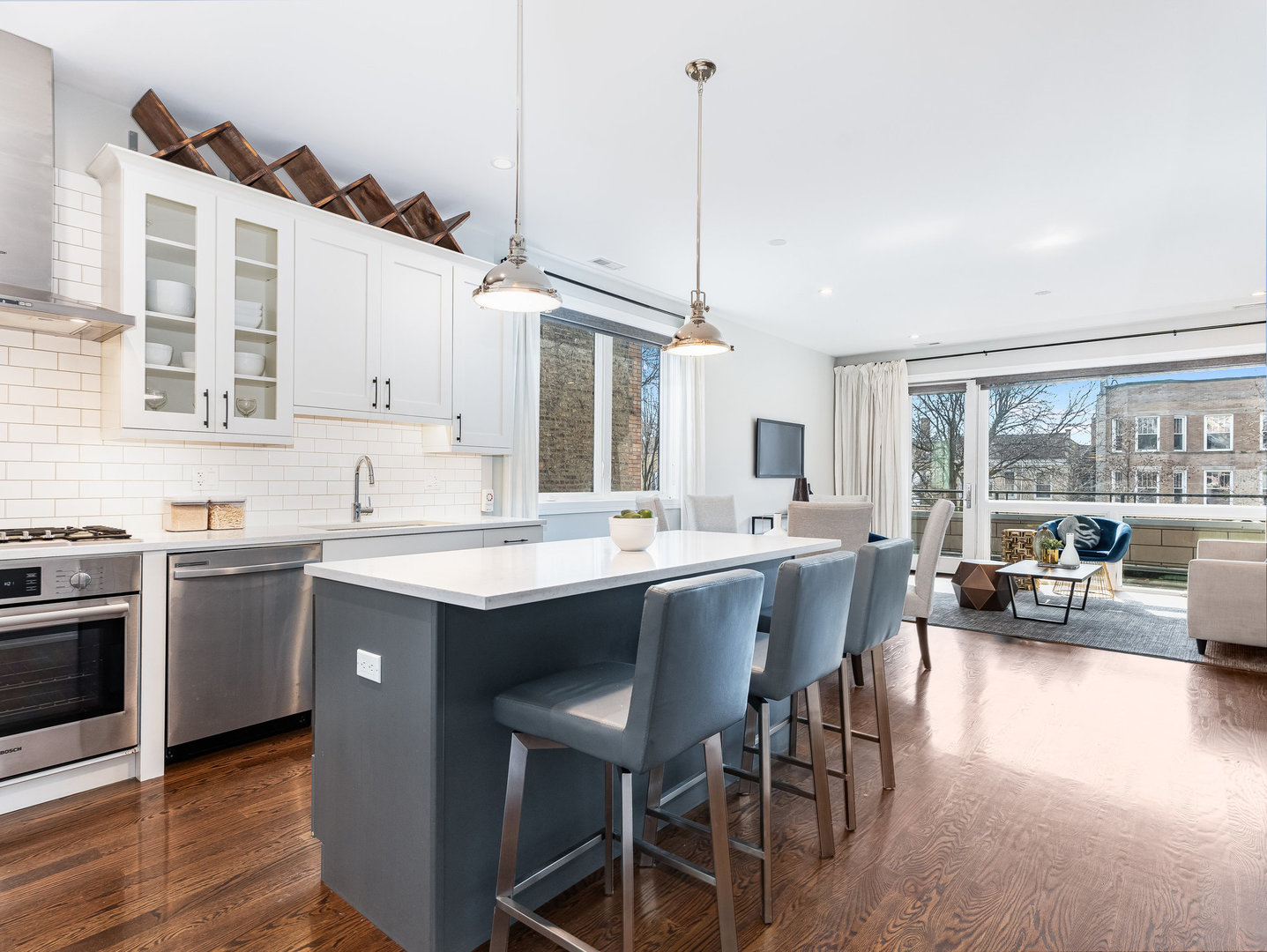 3224 W Palmer Street Unit: 2E