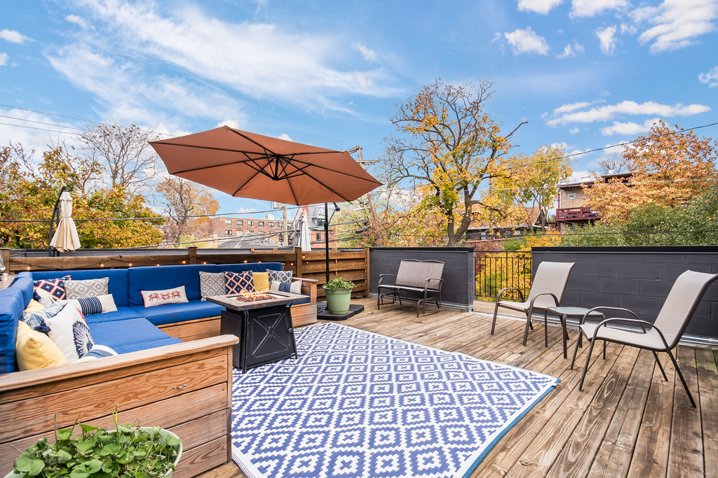 3224 W Palmer Street Unit: 2E