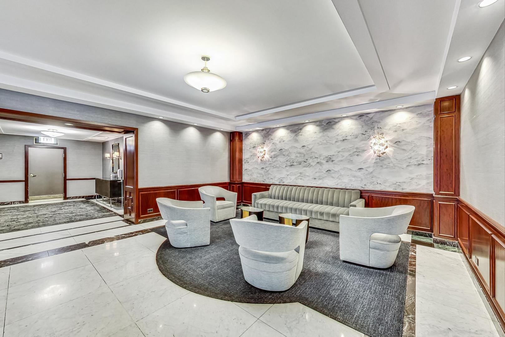 1313 N RITCHIE Court Unit: 404