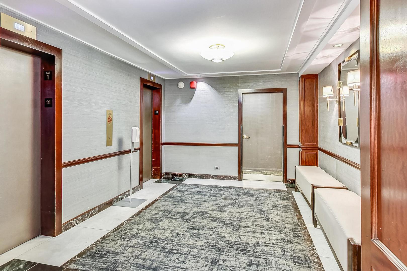 1313 N RITCHIE Court Unit: 404