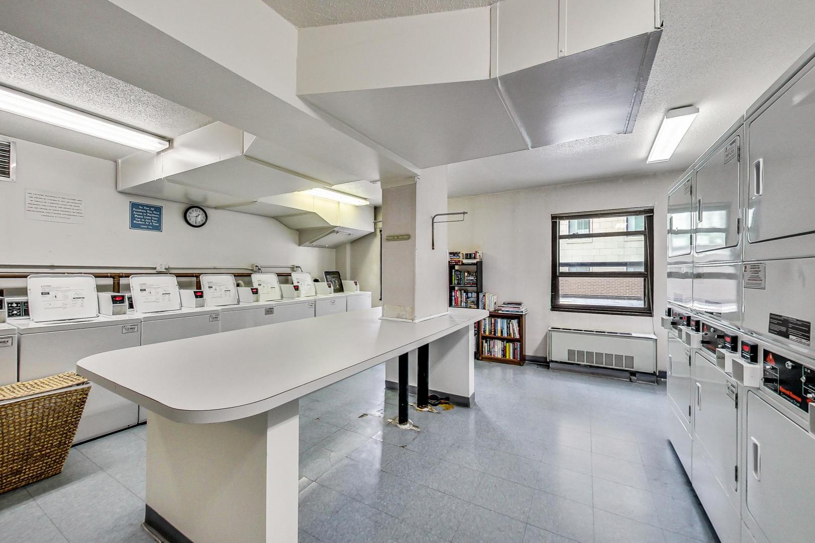 1313 N RITCHIE Court Unit: 404