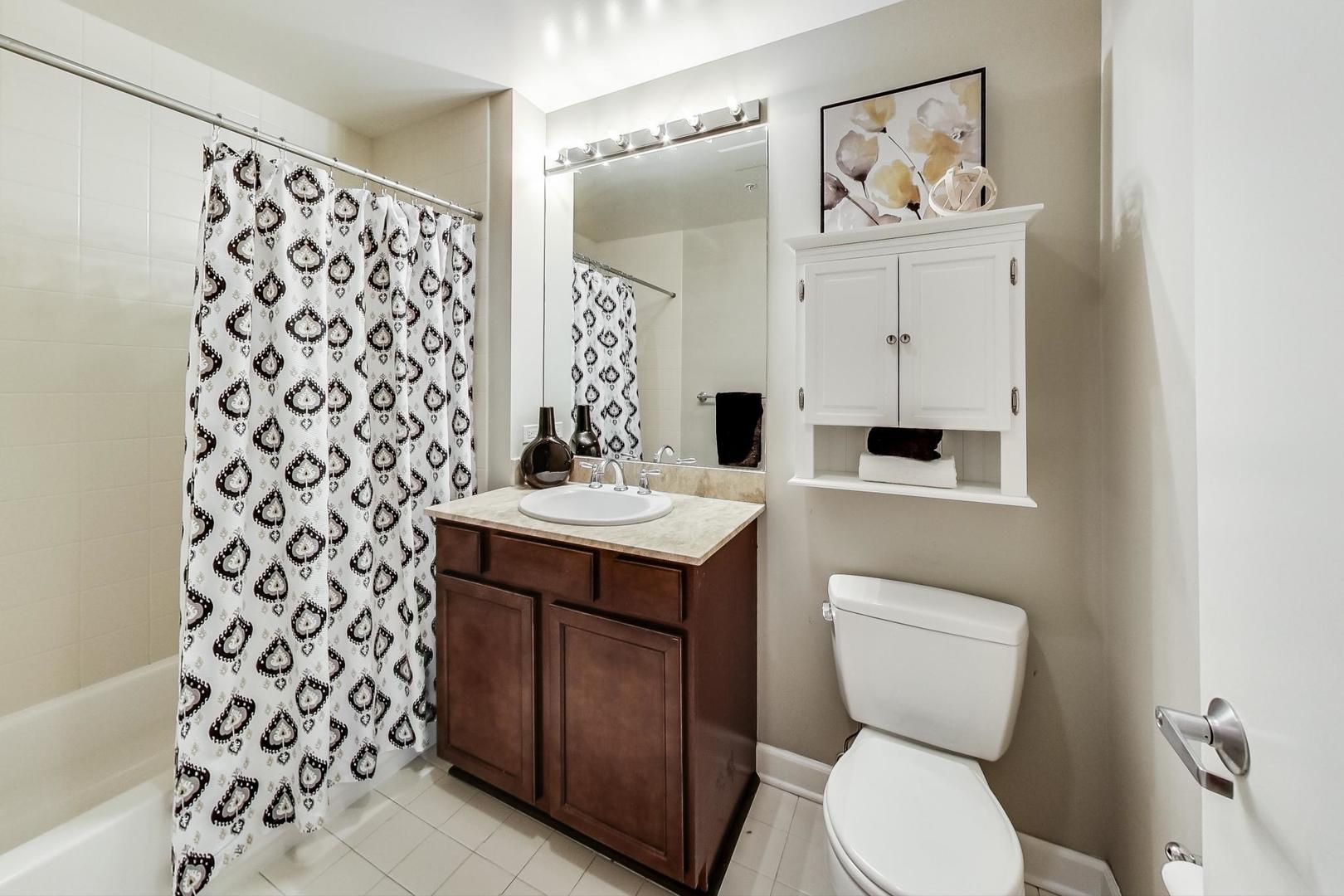 1629 S PRAIRIE Avenue Unit: 2503