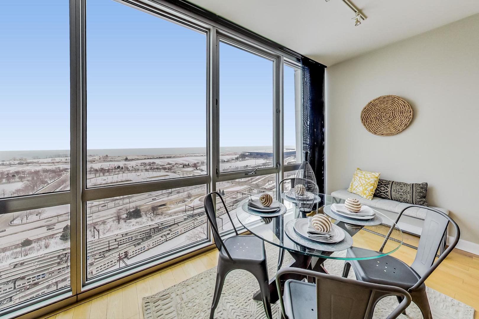 1629 S PRAIRIE Avenue Unit: 2503