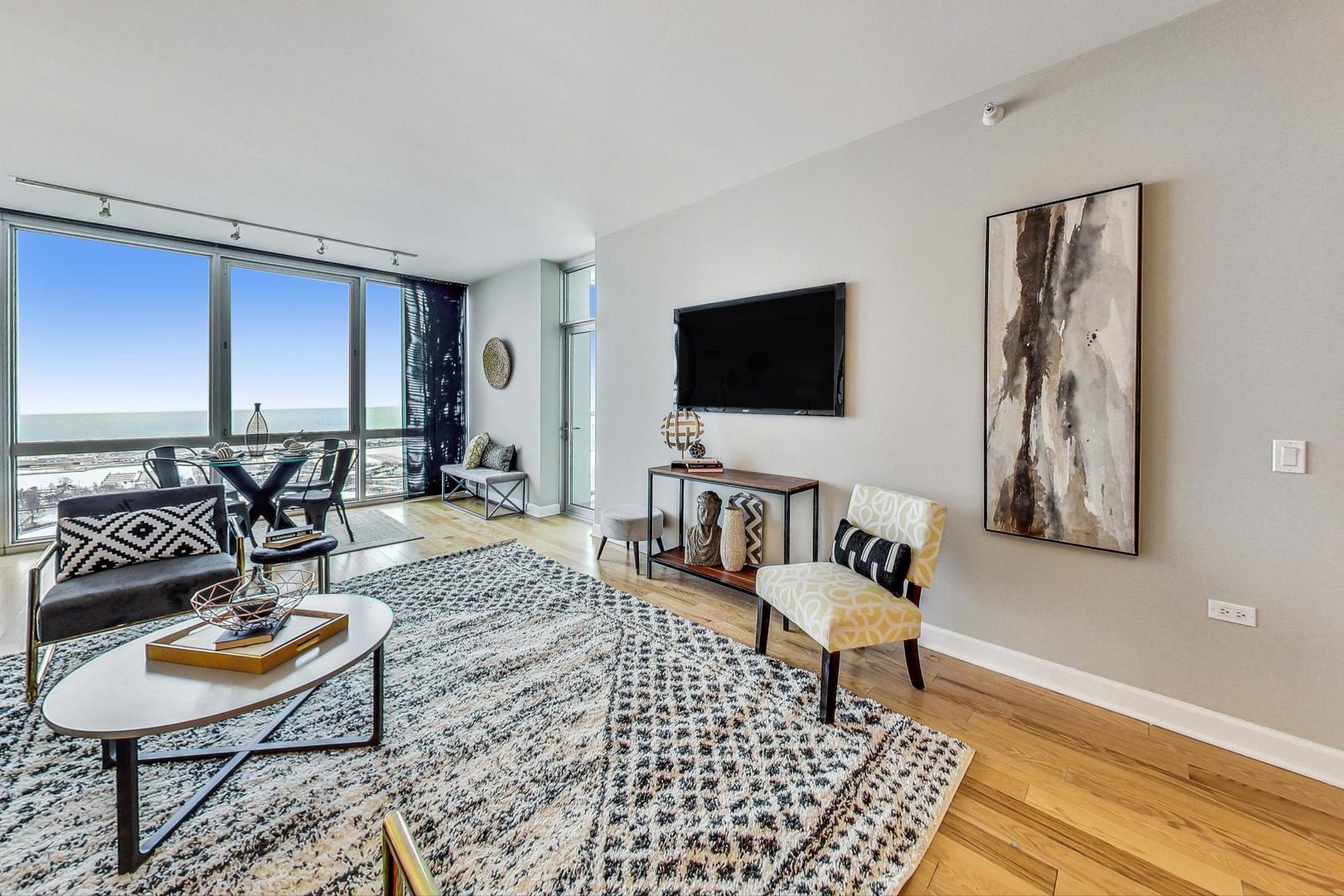 1629 S PRAIRIE Avenue Unit: 2503