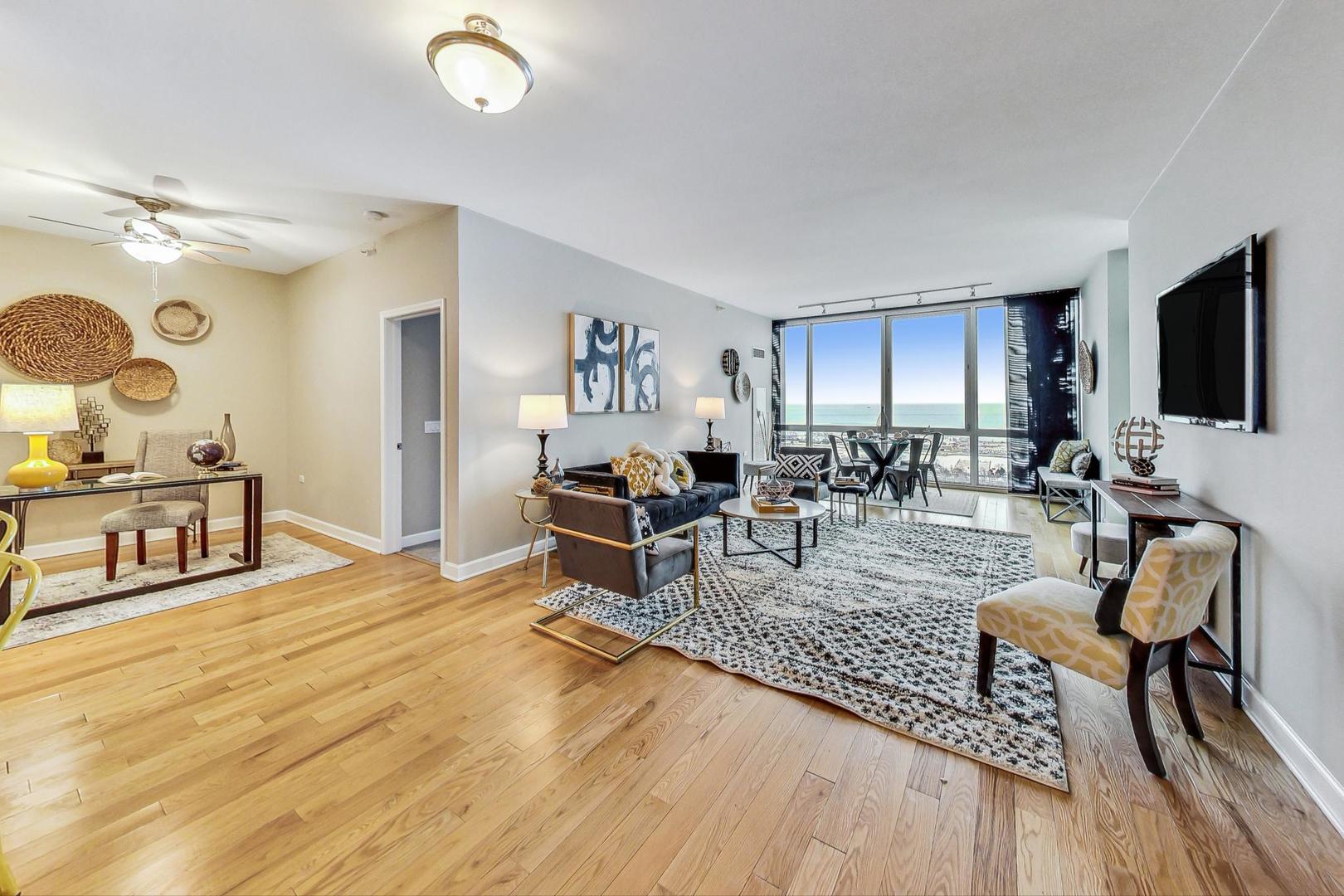 1629 S PRAIRIE Avenue Unit: 2503