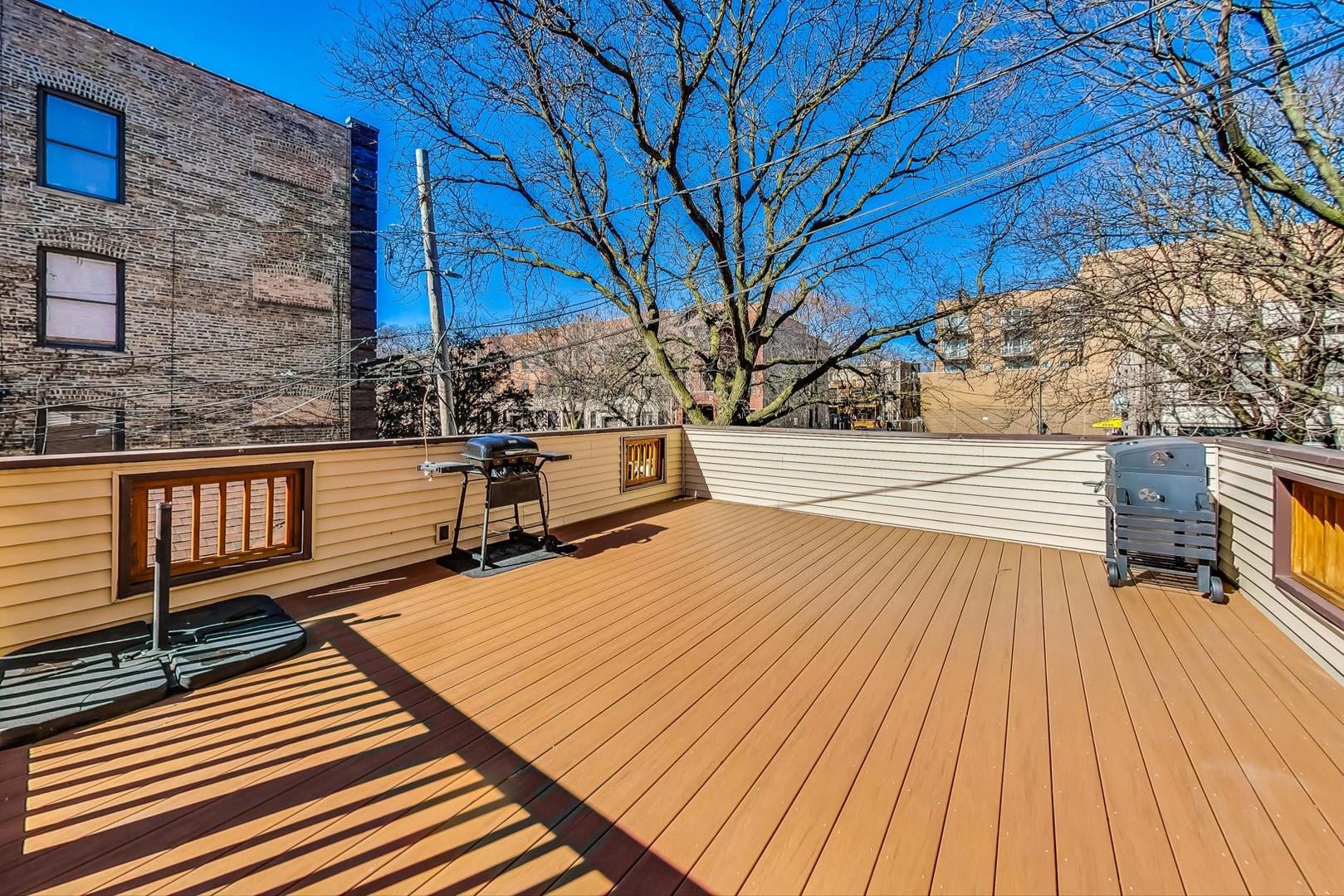 3842 N SHEFFIELD Avenue Unit: 2S