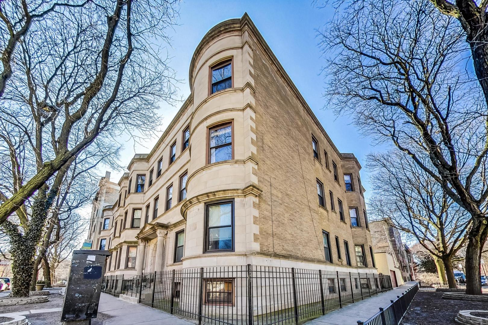 3842 N SHEFFIELD Avenue Unit: 2S