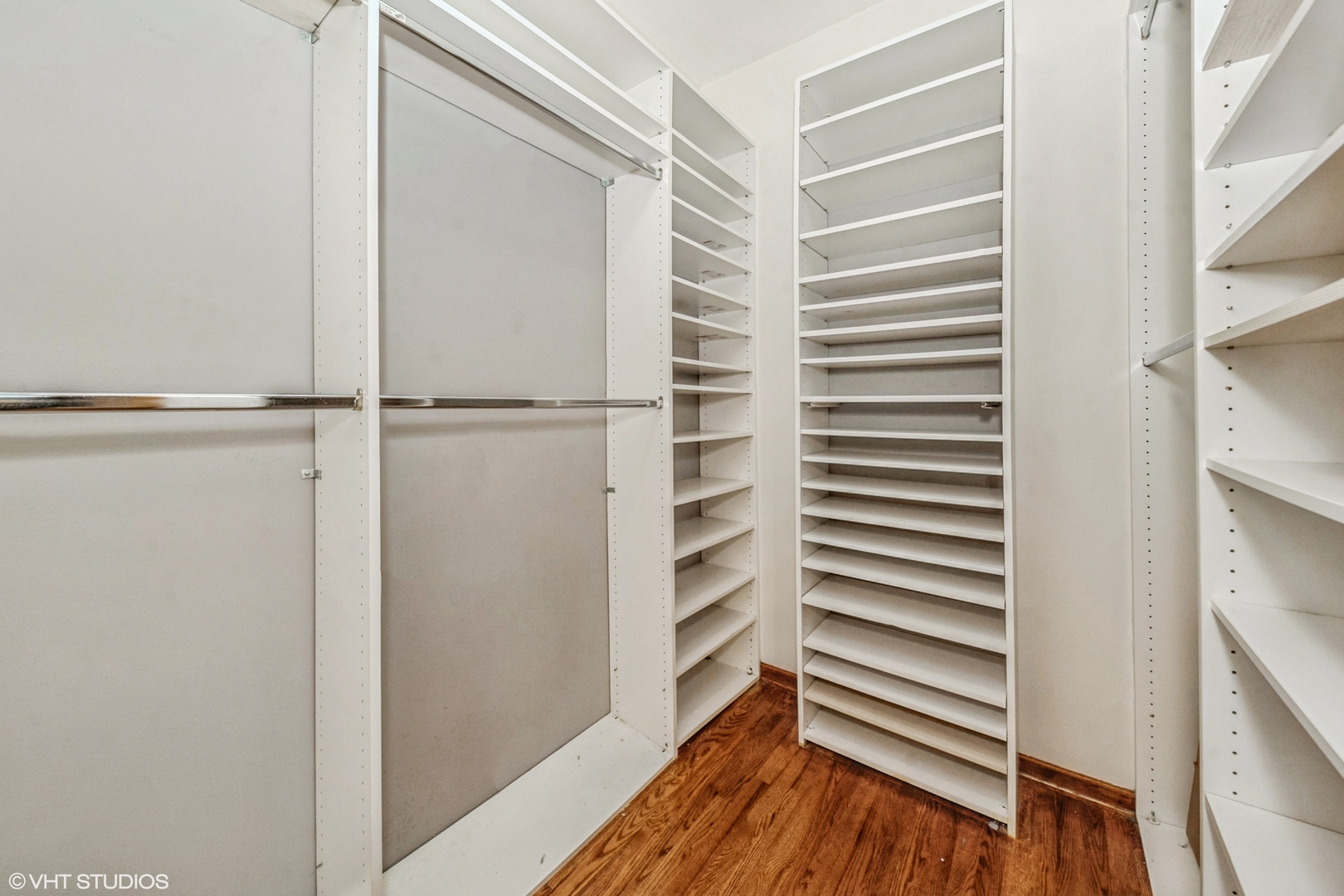 635 W Wrightwood Avenue Unit: 4E