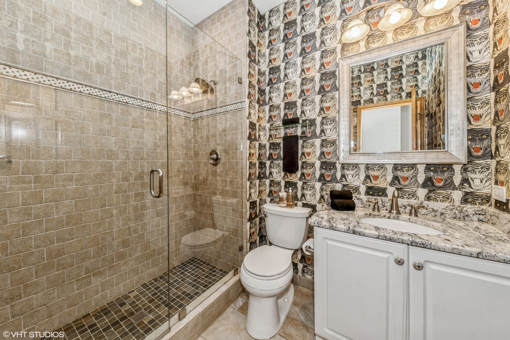 635 W Wrightwood Avenue Unit: 4E