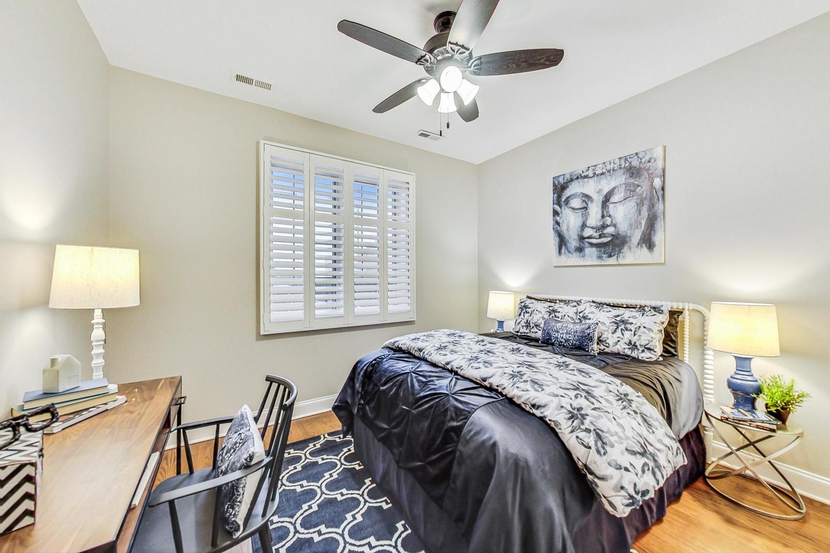 1453 W Irving Park Road Unit: 203