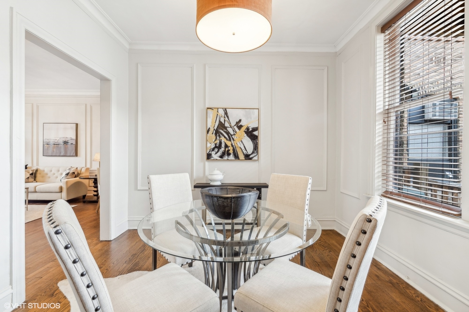 456 W SURF Street Unit: 3R