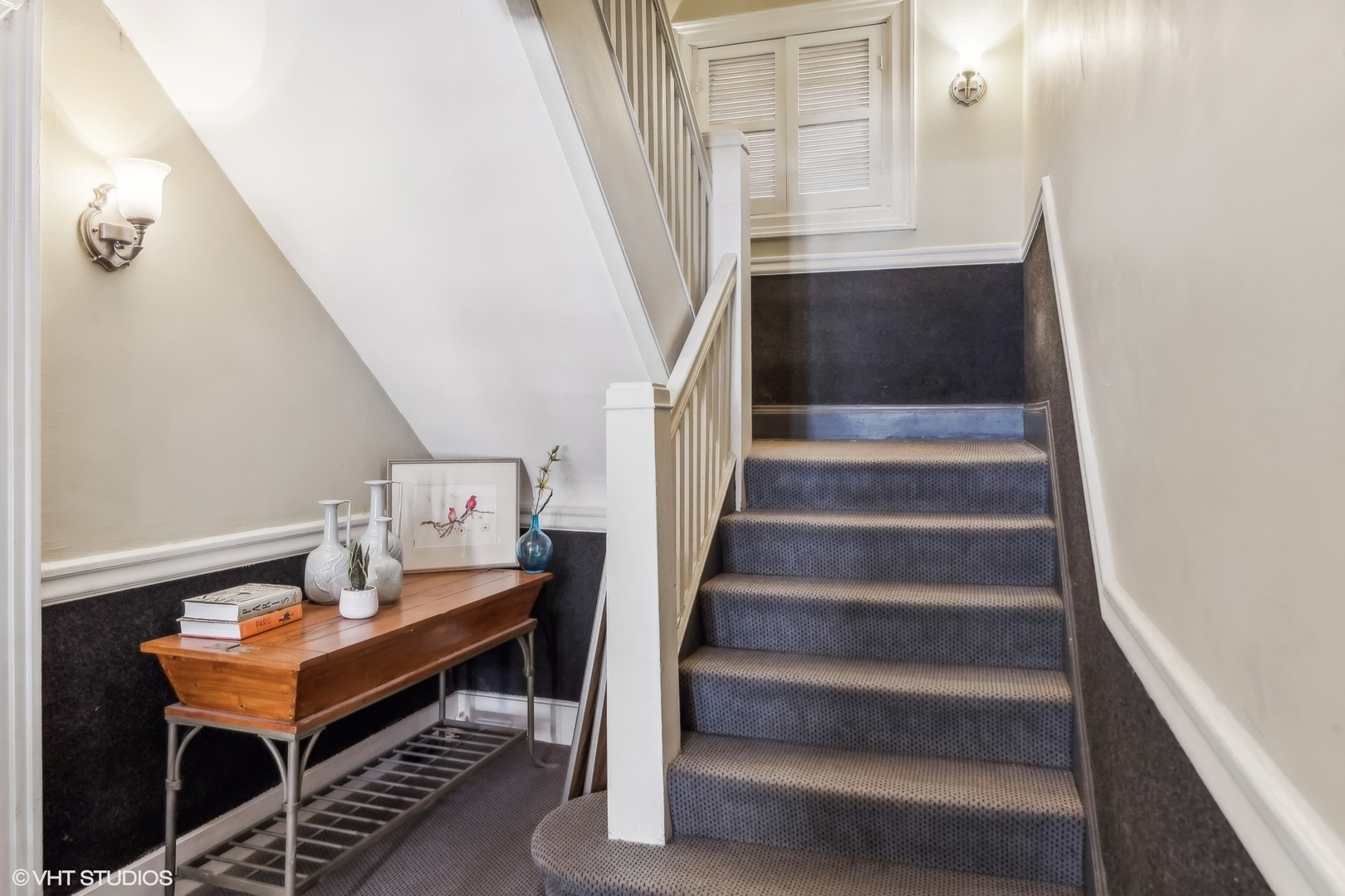 456 W SURF Street Unit: 3R