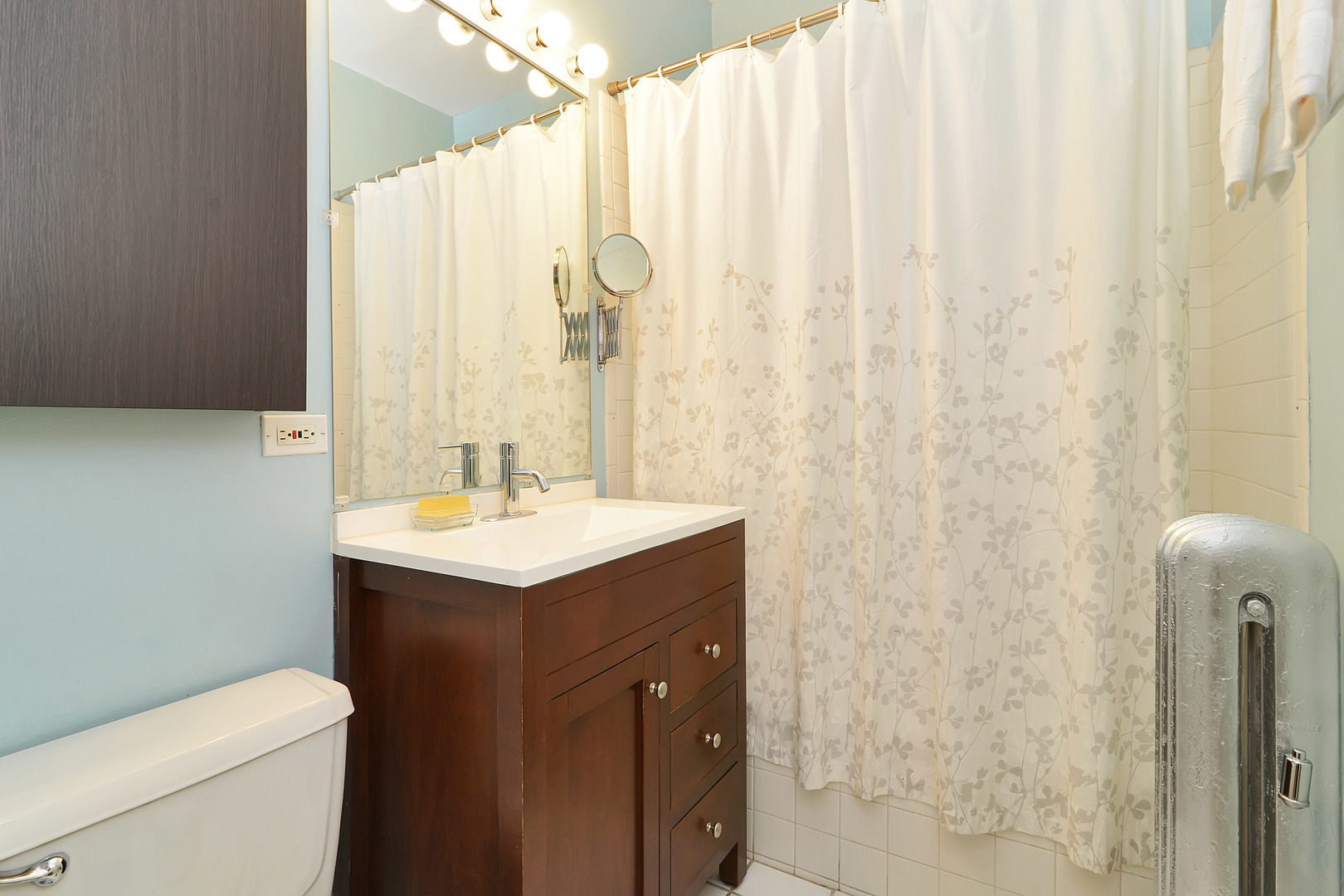 2608 W Ainslie Street Unit: 1W